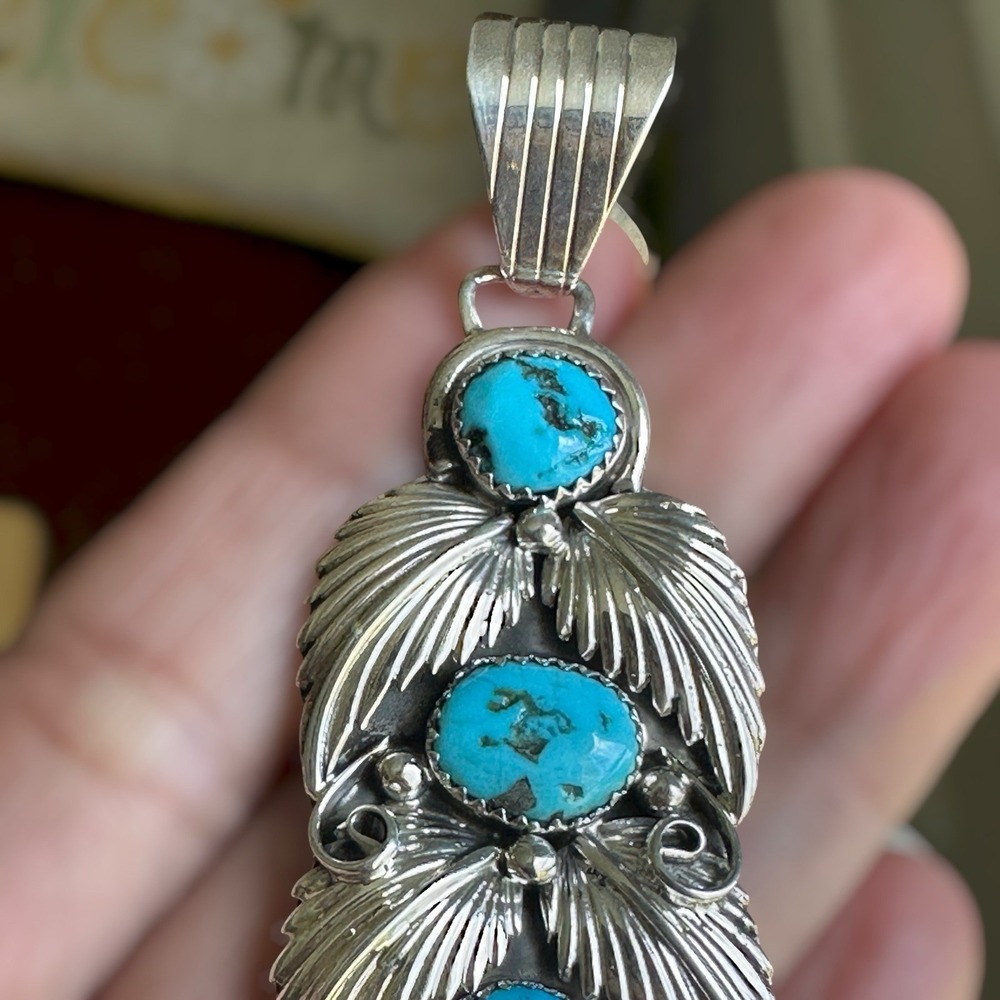 Vintage Running Bear RB Navajo Pendant 3.5 Inch Turqu… - Gem